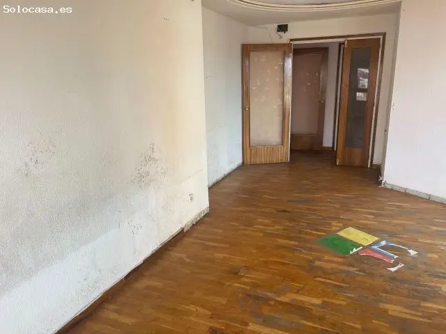 Piso en Venta en Gerona 4 habitaciones 2 baños 109m2