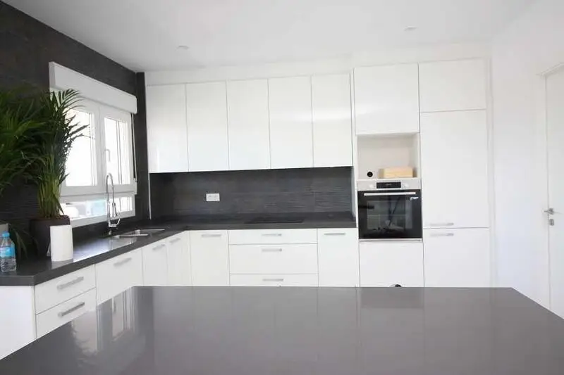 Villas de Lujo en Pinoso:  Nuevas, Modernas y Personalizables