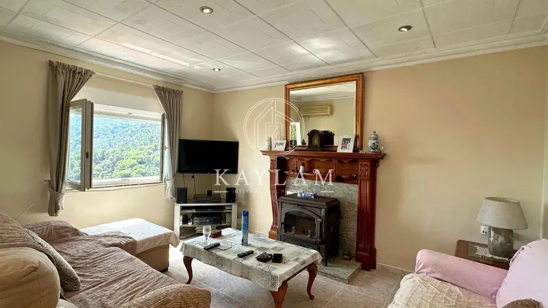 Chalet en Lloret de Mar con Vistas al Mar y Piscina