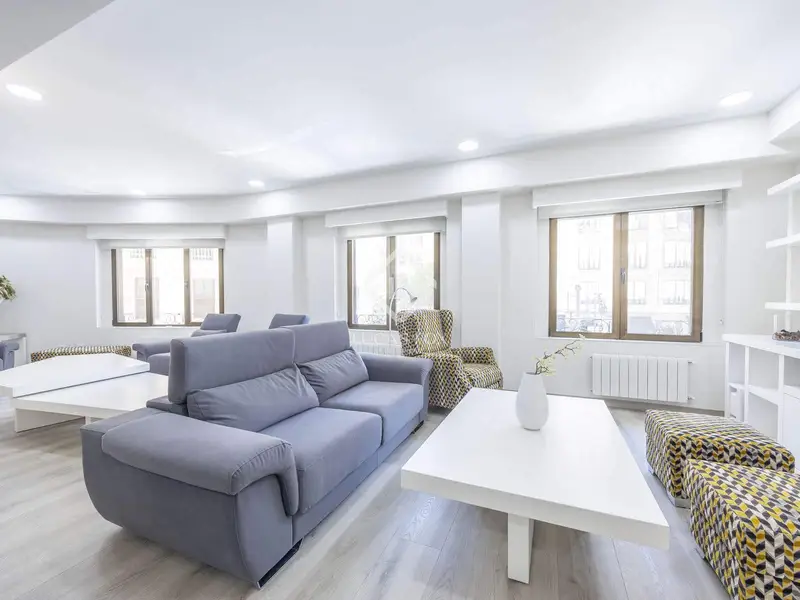Apartamento Reformado en Calle Cirilo Amoros Valencia