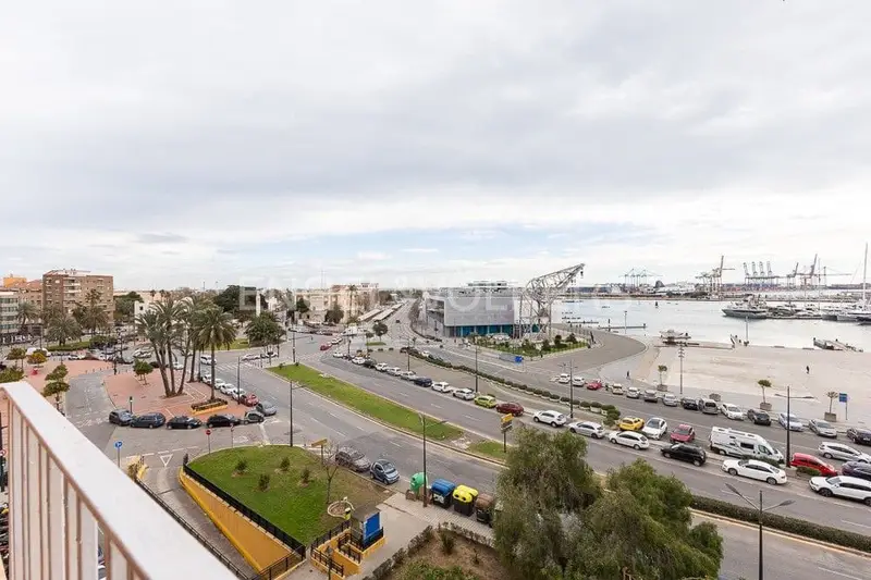 Apartamento en El Grau Valencia 172m2 Vistas al Puerto 4 Dormitorios