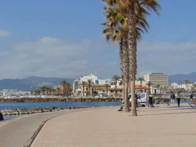 Apartamento en Portixol con Vistas al Mar