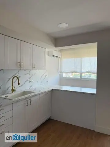 Alquiler piso reformado Malilla 2 habitaciones
