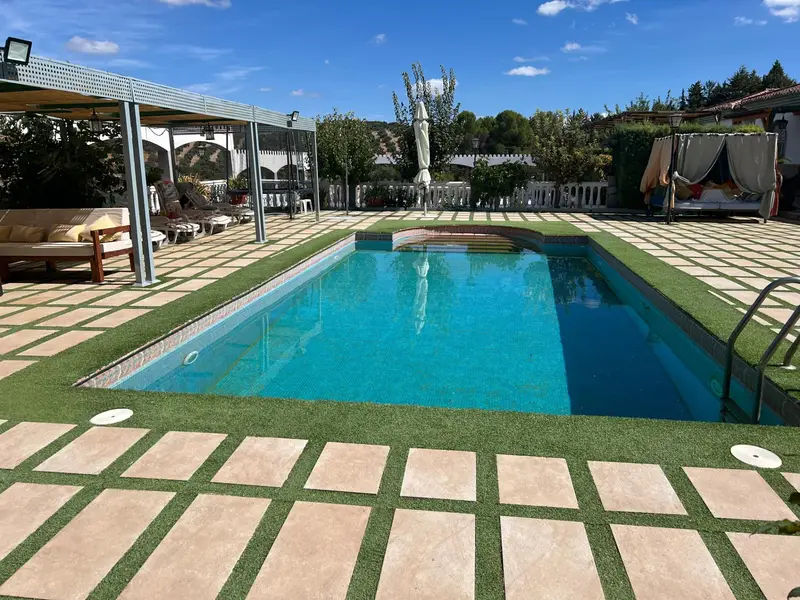Venta Chalet Lujoso Andalucia Moclin Piscina 5 Dormitorios