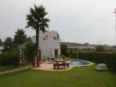 Casa en Venta Pulpí 3 Dormitorios 2 Baños 172m2 750m2