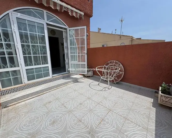 Bungalow 2 Dormitorios Torrevieja Cerca Laguna Rosa