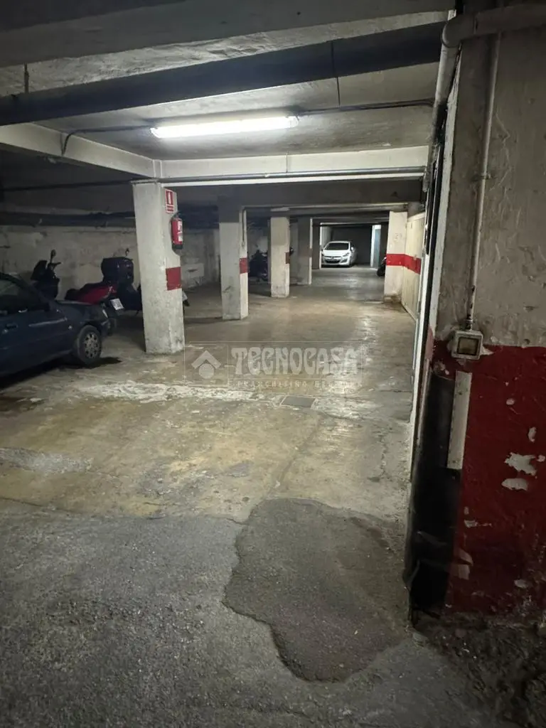 Plaza de Garaje en Venta Zaidín - Coche o Motos