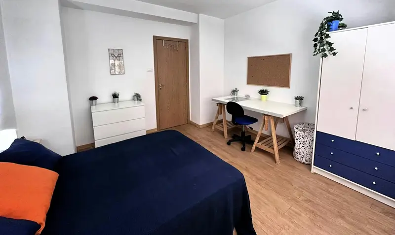 Habitacion Estudiantes Cartagena UPCT UCAM Amueblada