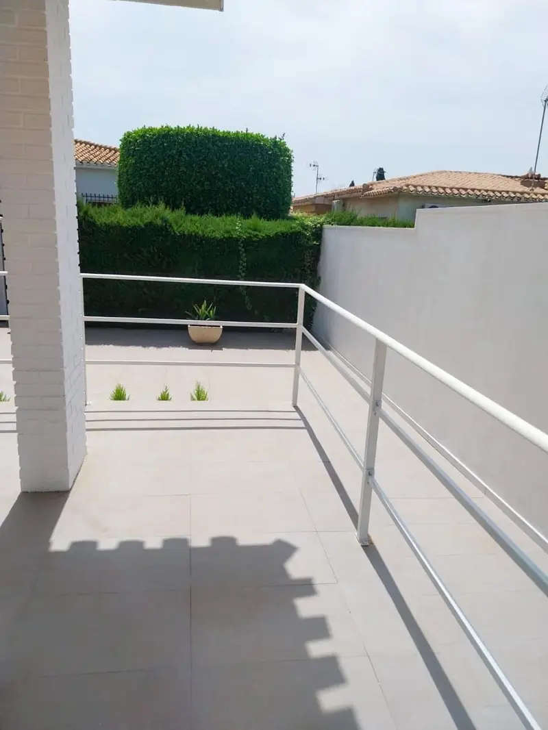 Chalet en alquiler en Dehesa de Campoamor, Orihuela, Alicante