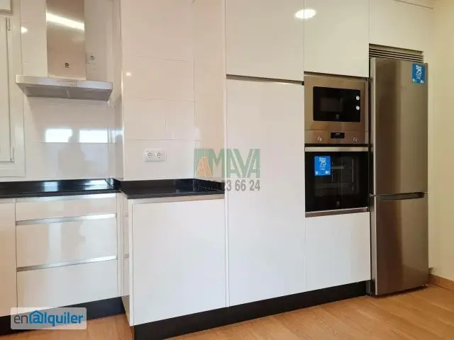 Apartamento Seminuevo Complexo Hospitalario 2 Dormitorios Garaje