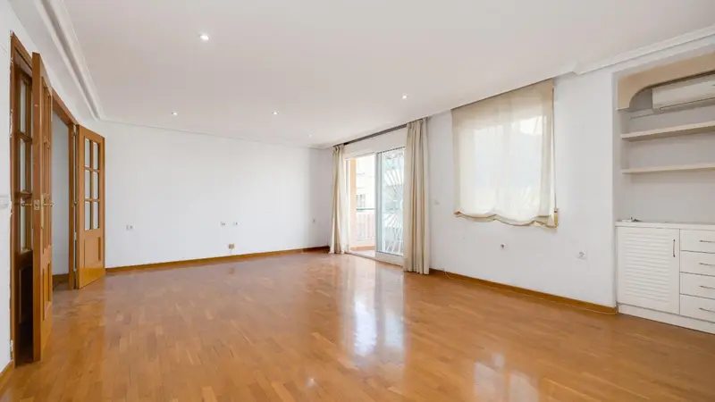 Apartamento en Torrevieja con Vistas al Mar