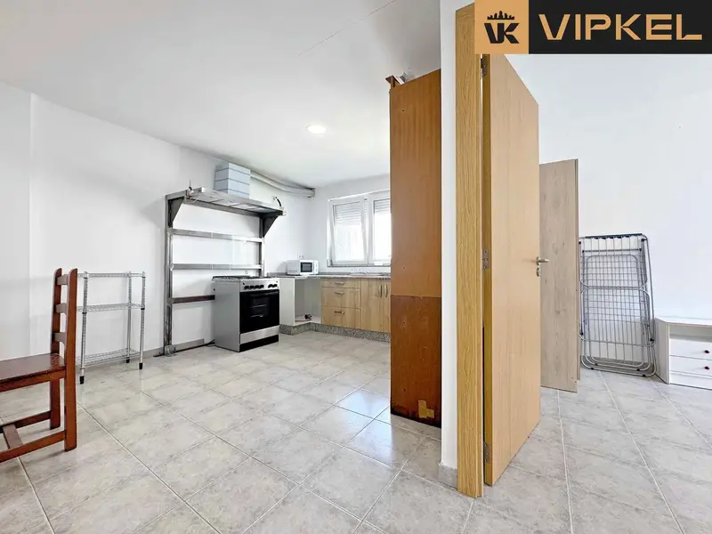 Chalet con Dos Viviendas Independientes en Santiago