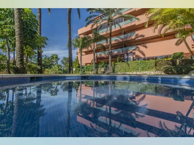 Apartamento Lujo 3 Dormitorios Milla de Oro Estepona