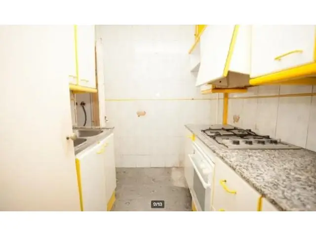 Piso En Venta En Calle Sant Pacia (Alquilado Hasta 3-2027)