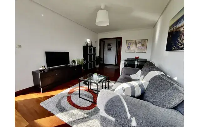 Alquiler Apartamento 2 Dormitorios 70m2 Colindres
