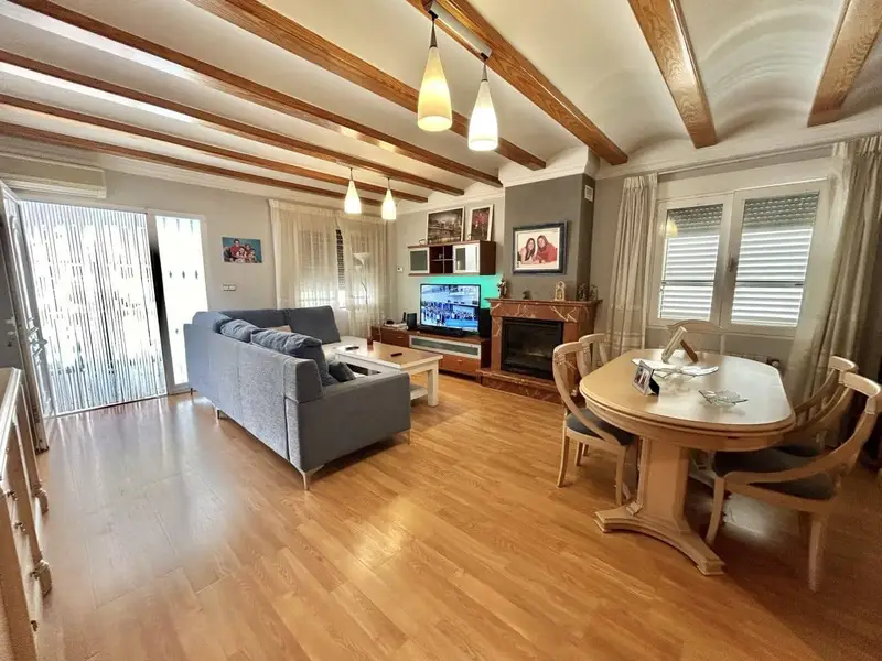 Chalet en venta en Oliva, Valencia