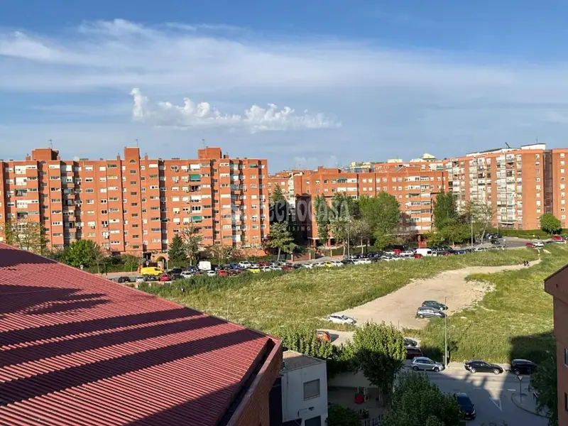 Venta Piso 124m2 Villa de Vallecas 4 Dorm 2 Baños Terraza