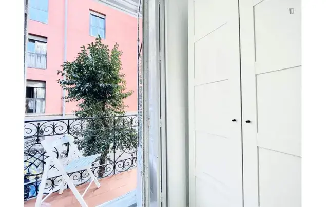 Apartamento 6 Dormitorios Madrid Estudiantes Jovenes