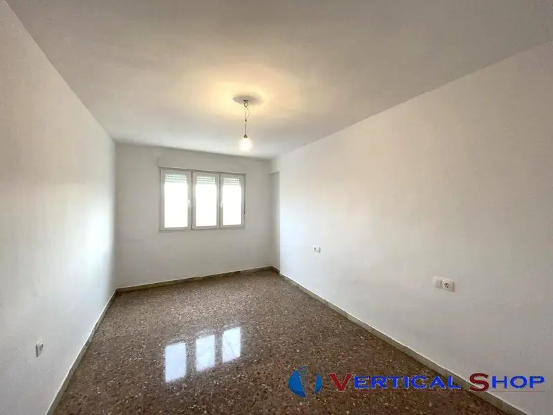 Venta Piso 4 Habitaciones Santa Barbara Caudete