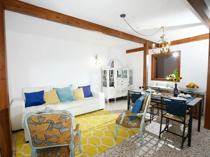 Casa en Venta Candelaria 3 Viviendas en 471m2