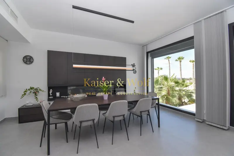 Villa de Lujo en San Fulgencio con Piscina Privada