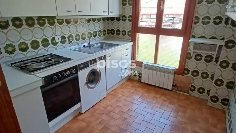 Piso en venta en Calle de la Sagrada Familia, 18, cerca de Calle de José Antonio