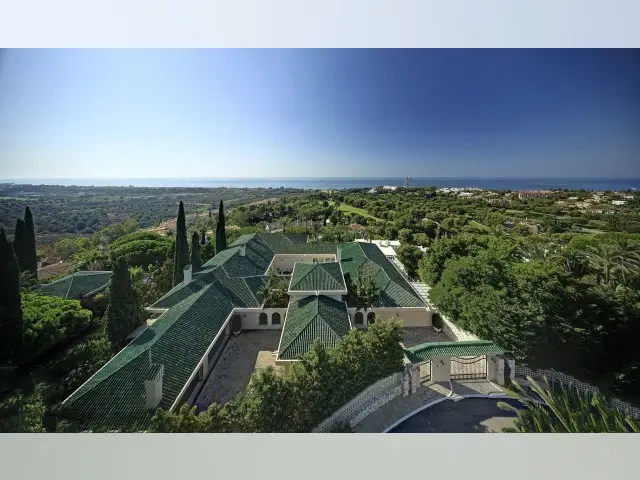 Casa-Villa de 10 Dormitorios en venta Río-Real, España