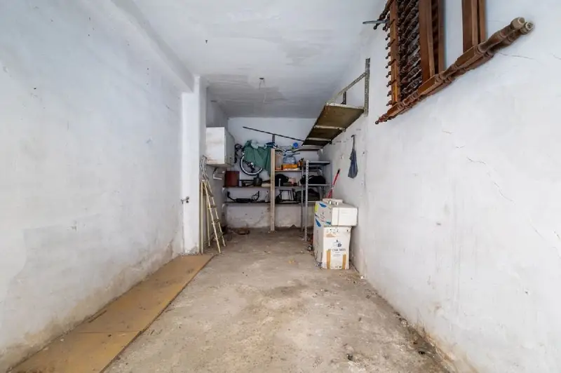 Venta Local Comercial Granada Centro 17m2