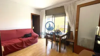 Piso en venta Cerdanyola Sud 73m2 terraza 2 habitaciones