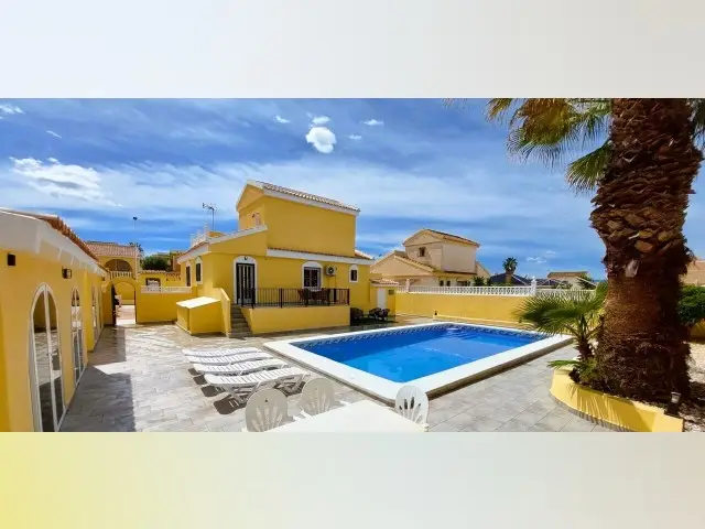 Casa Villa 3 Dormitorios Camposol Piscina Privada Terraza