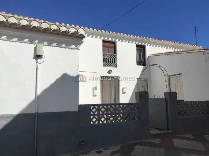 Casa de Pueblo 5 Dormitorios Higueral
