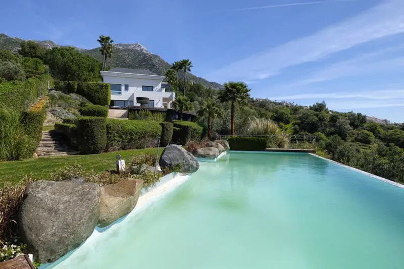 Villa de Lujo 5 Dormitorios Istan Malaga Vistas Espectaculares