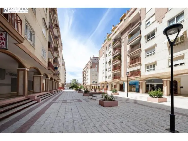 Piso en Villarejo con 4 Dormitorios y Plaza de Garaje