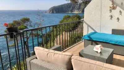 Apartamento en Cala Llevado Primera Linea de Mar