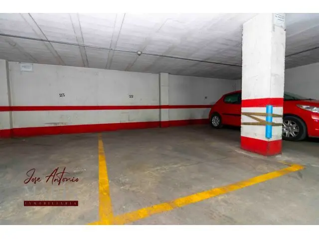 Plaza Garaje Alquiler Estacion Autobuses Av Damian Tellez
