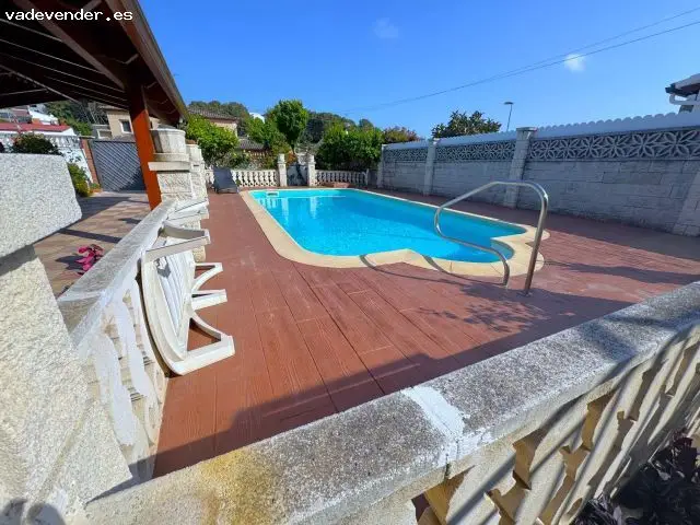 Chalet en Calafell Park 5 habitaciones 2 baños Piscina