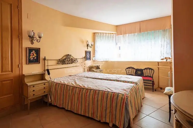 Apartamento en venta en El Perellonet con vistas al mar