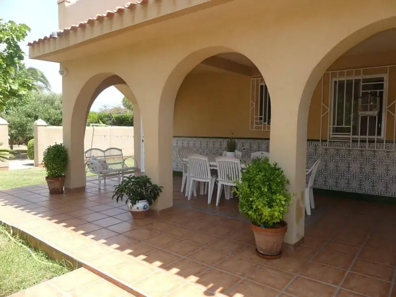 Chalet en Los Urrutias con 2 Parcelas y 4 Dormitorios