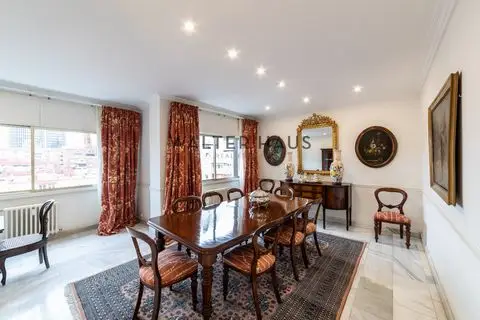 Duplex en Venta El Viso Madrid 469m2 Reformado Lujo