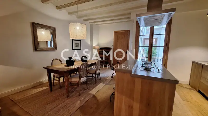 Apartamento 94m² Barrio Gótico Barcelona: Encanto Histórico y Diseño Moderno