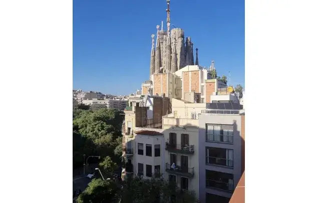 Habitacion doble cerca Sagrada Familia Barcelona