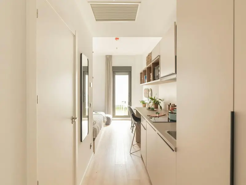 Estudio Amueblado con Terraza Cerca Universidades Pamplona