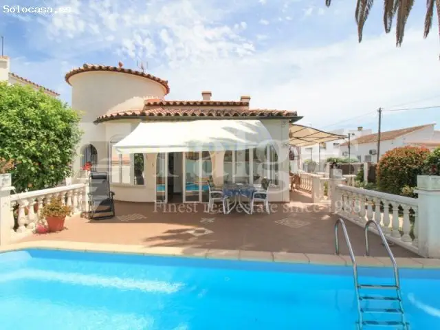 Casa Planta Baja Jardin Piscina Cerca Centro