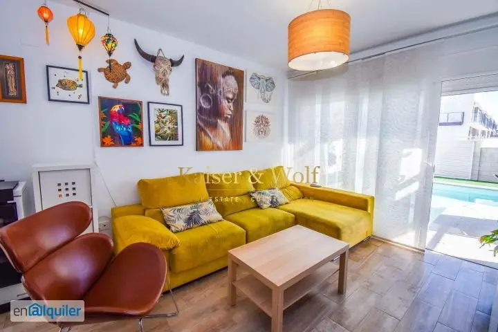 Chalet 3 Dormitorios Piscina Jardin Gran Alacant Alquiler con Opcion a Compra