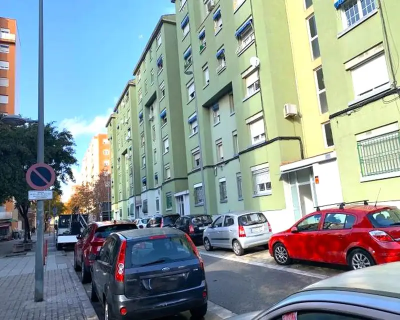 Piso 87m2 4 habitaciones 3 baños Sabadell