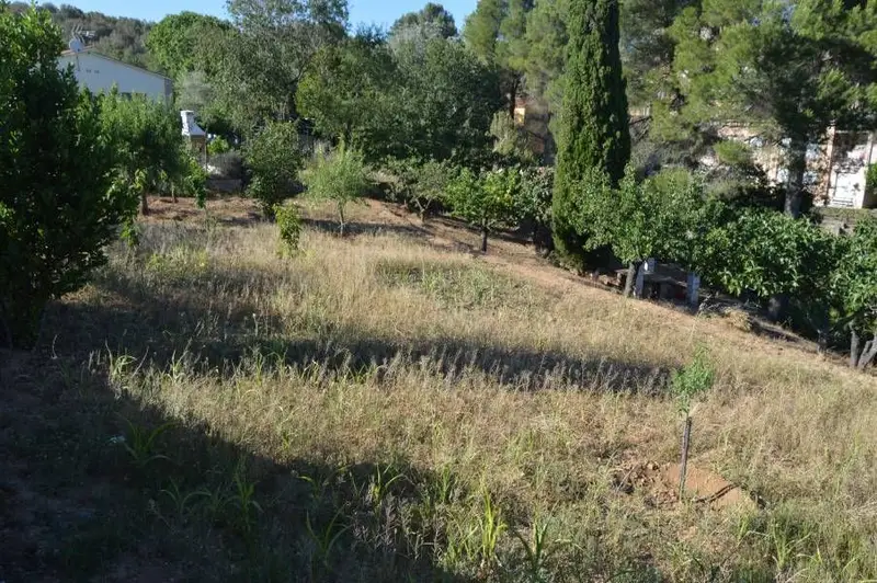 Solar en Vallserrat Sant Esteve Sesrovires 670m2