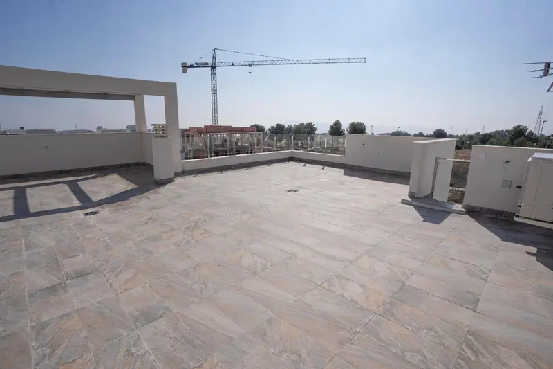 Villa en Polop con Jardin Piscina y Parking 3 Dormitorios