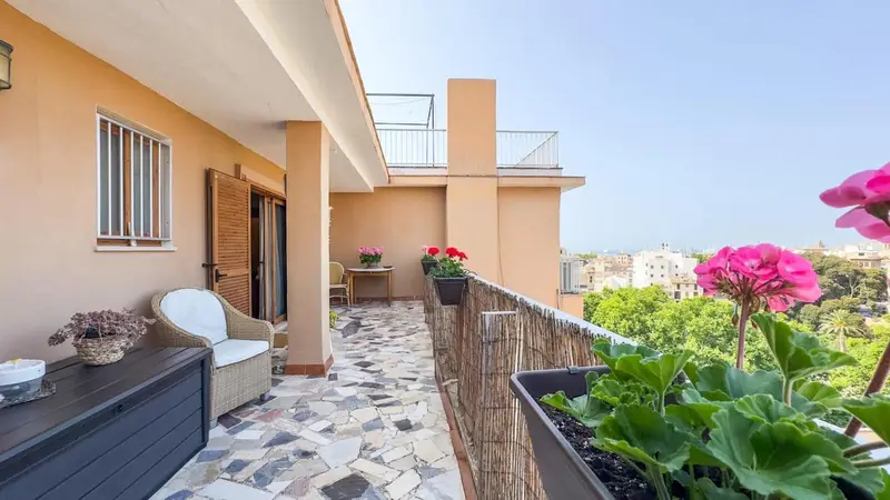 Atico en Palma de Mallorca con terraza y vistas panoramicas