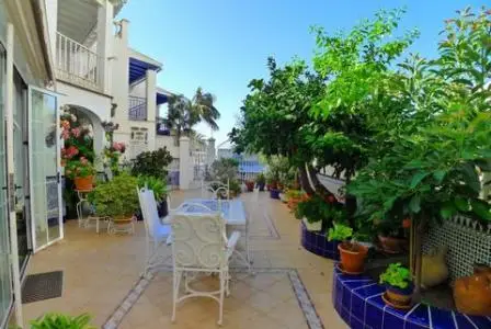 Casa en Nerja Frente a la Playa 216m2 3 Dormitorios Parking Privado