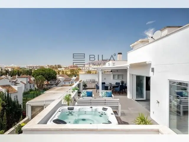 Atico en Venta Marbella 3 Dormitorios Cerca Puerto Banus